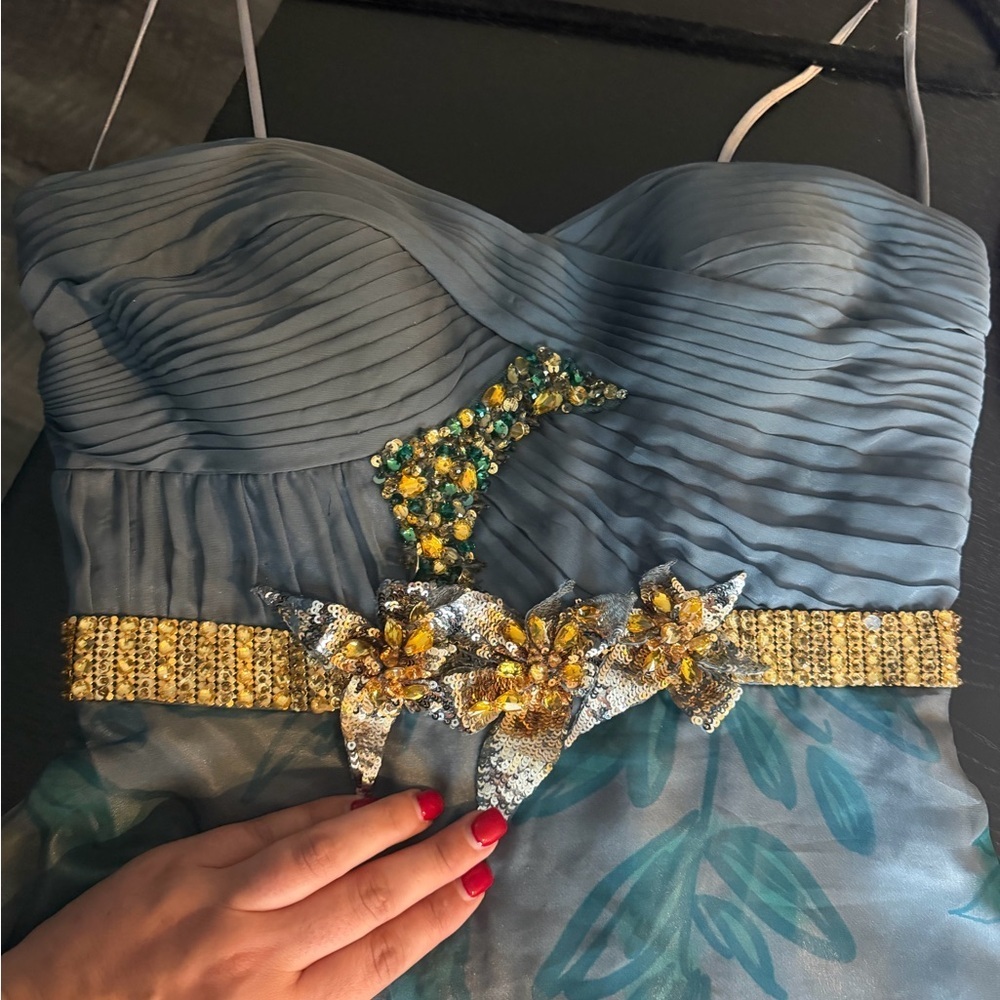 Carrie Bradshaw Sex and the City 2 blue / gold / floral belted prom dress gown - Picture 7 of 7